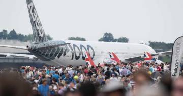 Crowds at the Farnborough Airshow