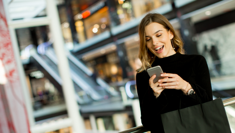 Using mobile apps makes navigating a shopping mall easier